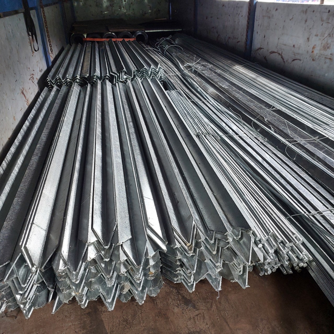 Coc-tiep-dia-v63x63x6